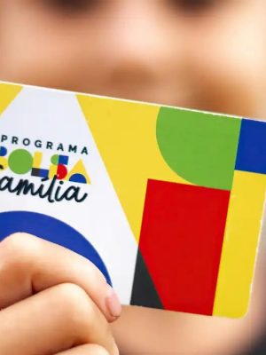 A Caixa Econômica Federal paga nesta quinta-feira (30) a parcela de janeiro do novo Bolsa Família aos beneficiários com Número de Inscrição Social (NIS) de final 9.